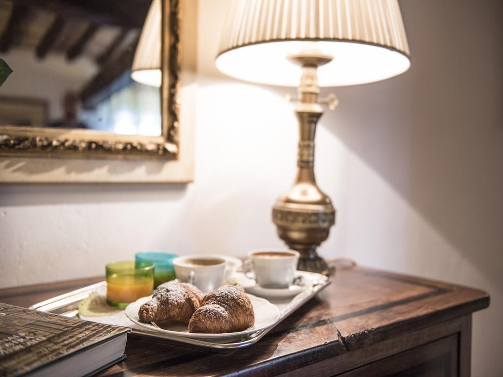 Il Casolare Di Libbiano Guest House San Gimignano Ngoại thất bức ảnh