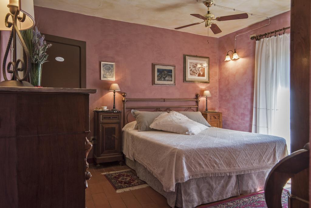 Il Casolare Di Libbiano Guest House San Gimignano Ngoại thất bức ảnh